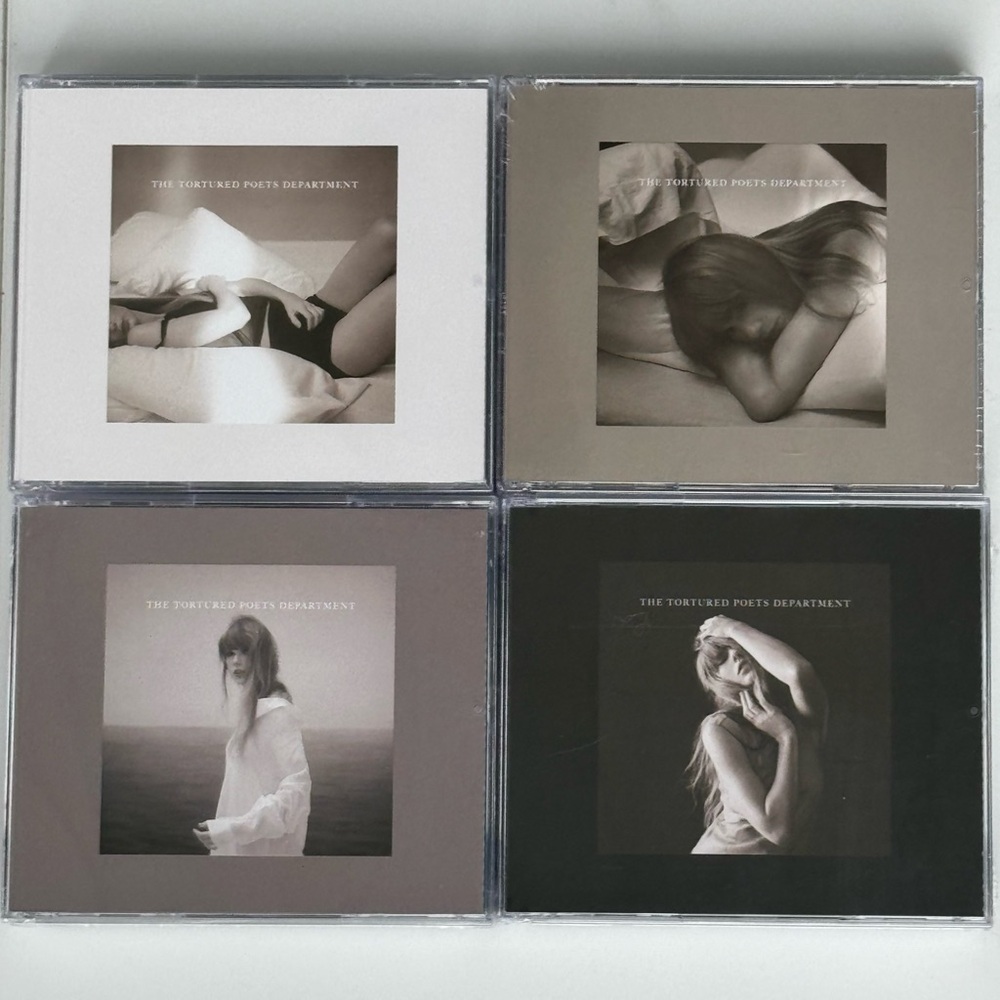 Taylor Swift TTPD Collector’s Edition Deluxe CD Bundle
